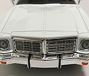 GreenLight Collectibles The Dukes of Hazzard 1975 Dodge Coronet front detail