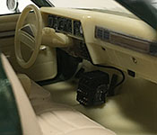GreenLight Collectibles Hunter 1977 Dodge Monaco interior