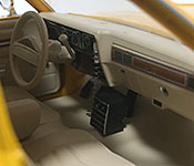 GreenLight Collectibles Rocky III 1978 Dodge Monaco interior