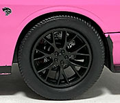 Jada Toys 2015 Dodge Challenger SRT Hellcat wheel detail