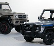 Jurassic World Mercedes-Benz G550 with Jada G63 AMG 6x6