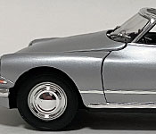 Gattaca Citroen DS19 side